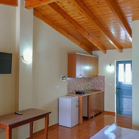 Apartamento Xhovani *