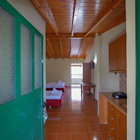 Apartamento Xhovani