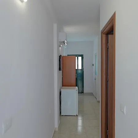 Appartement Xhovani